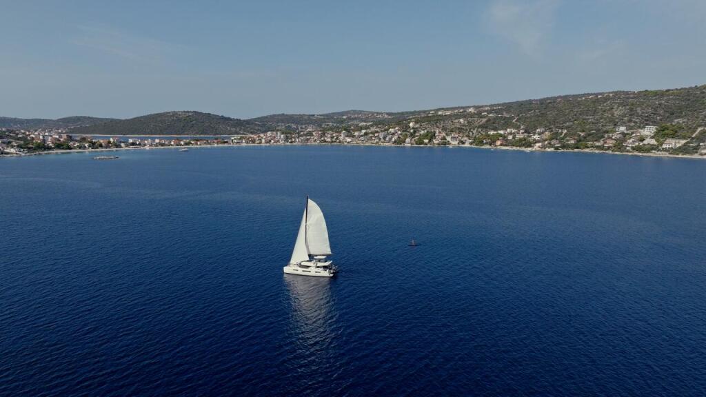 Catamaran 