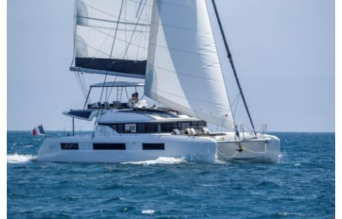 Catamaran 