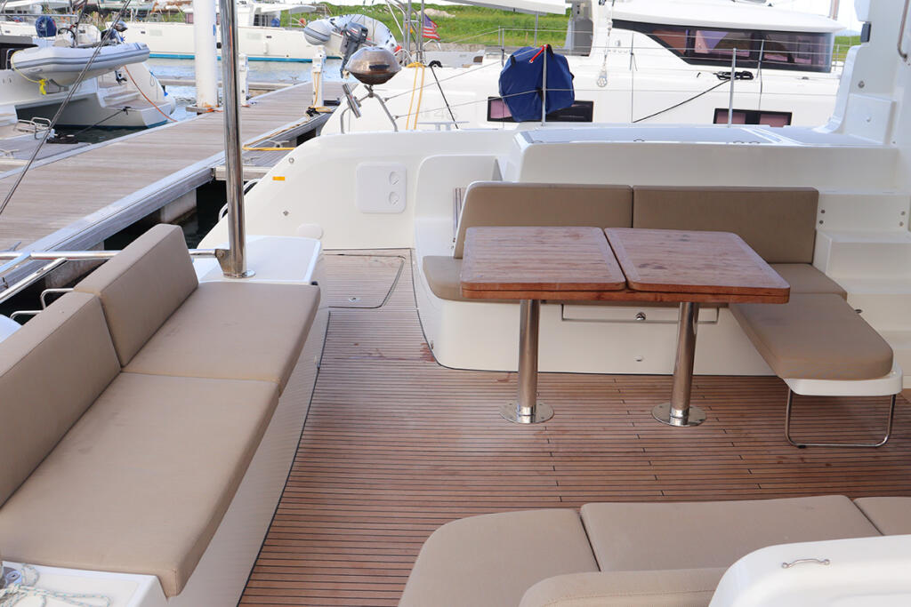 Catamaran 
