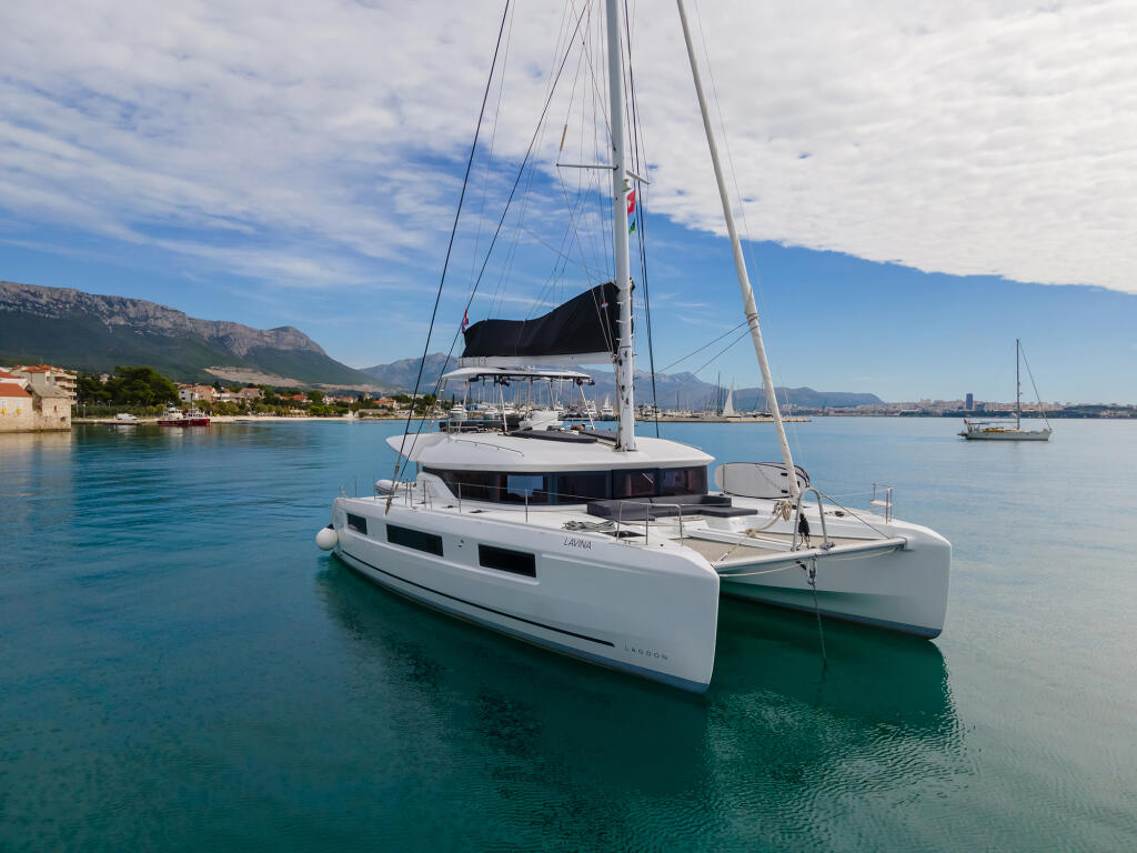 Catamaran 