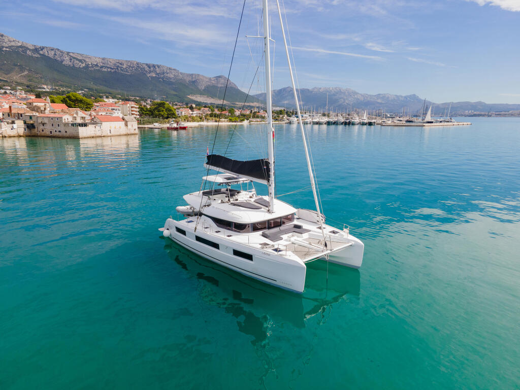 Catamaran 