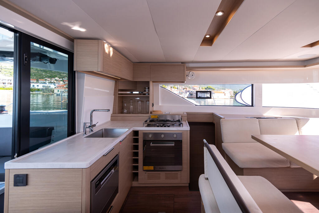 Catamaran 