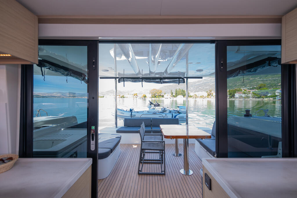 Catamaran 