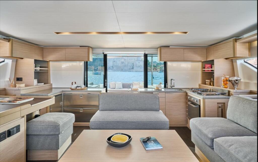 Catamaran 