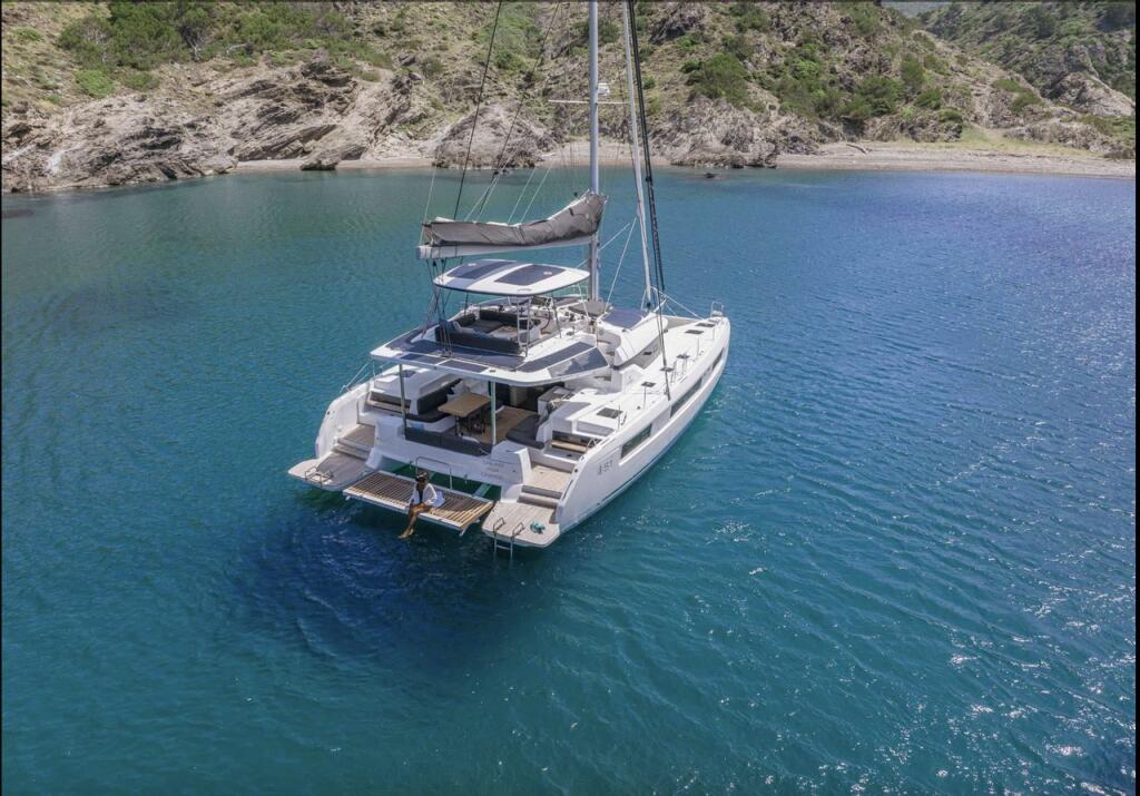 Catamaran 