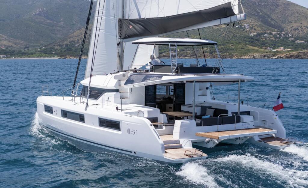 Catamaran 
