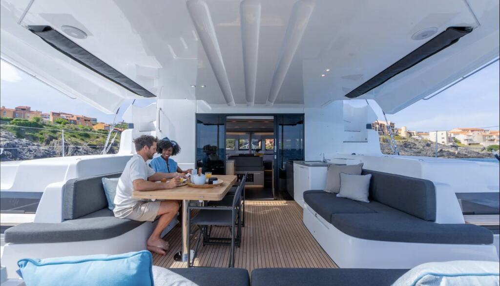 Catamaran 