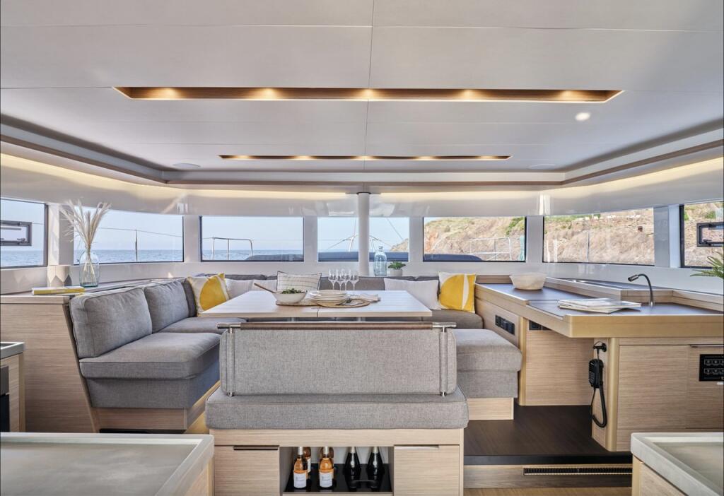 Catamaran 