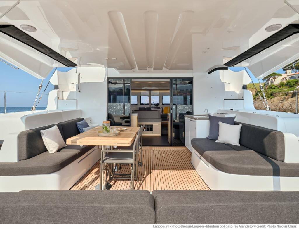 Catamaran 