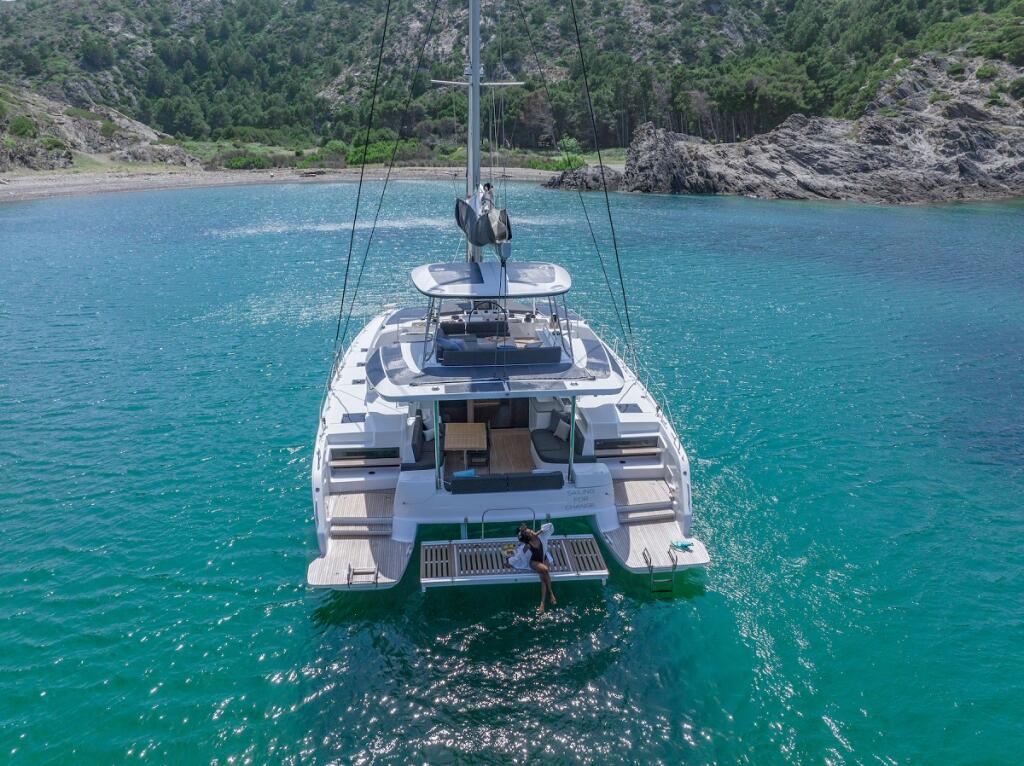 Catamaran 