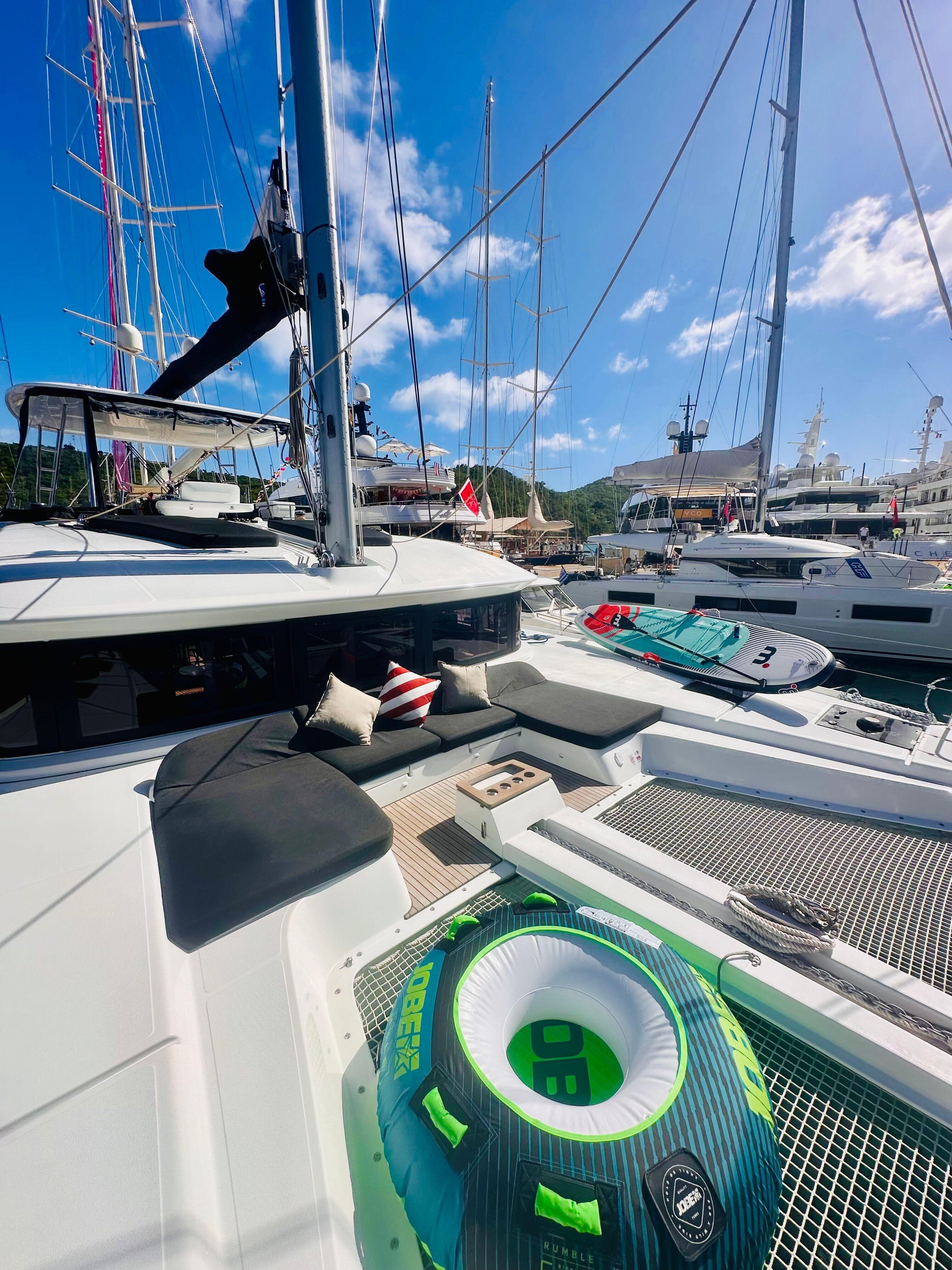 Catamaran 