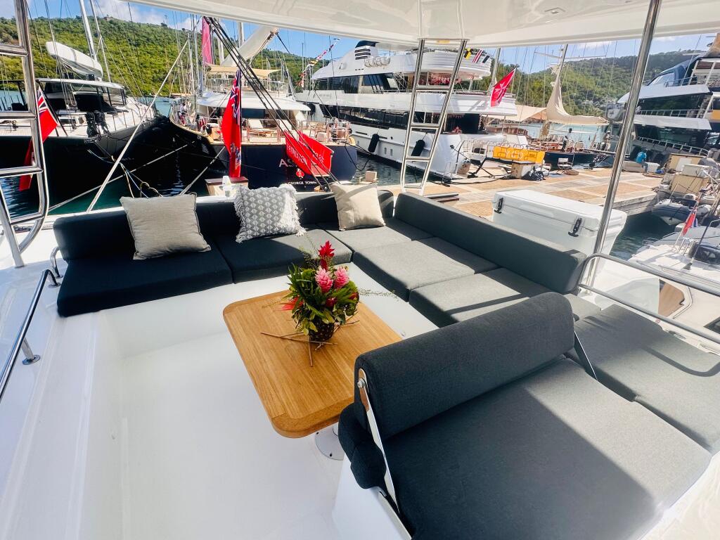 Catamaran 