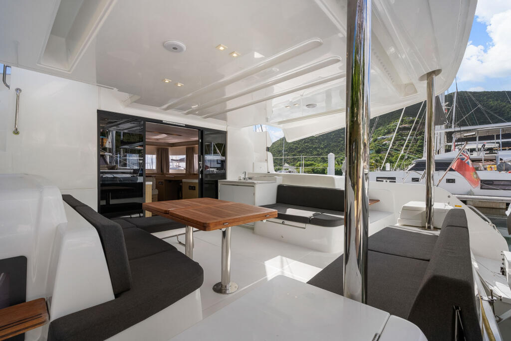 Catamaran 