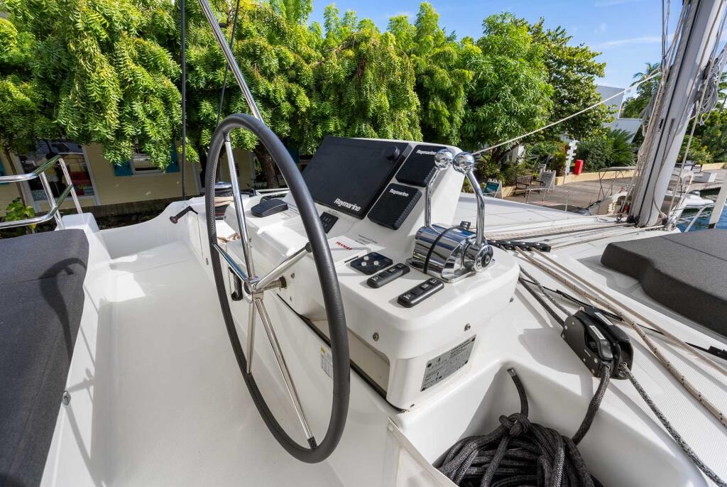 Catamaran 