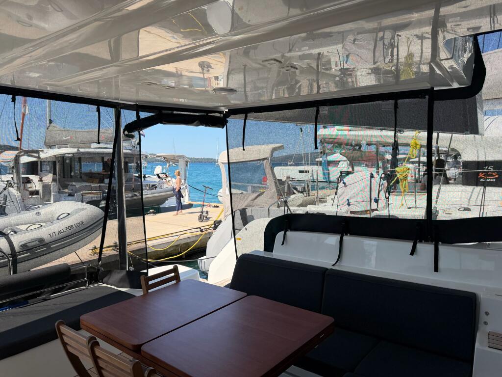 Catamaran 
