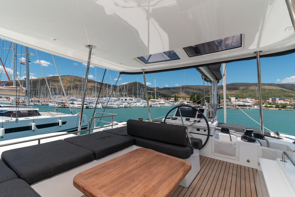 Catamaran 