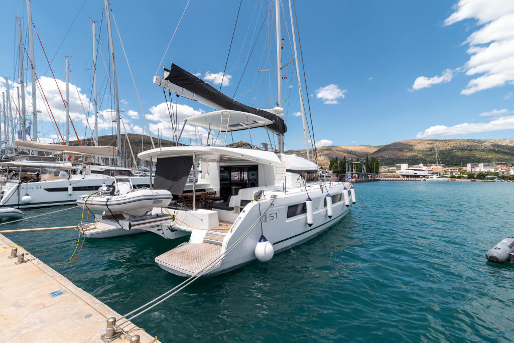 Catamaran 