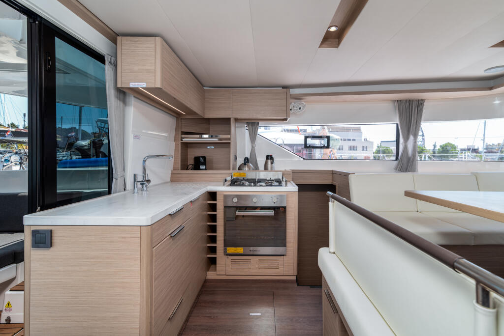 Catamaran 