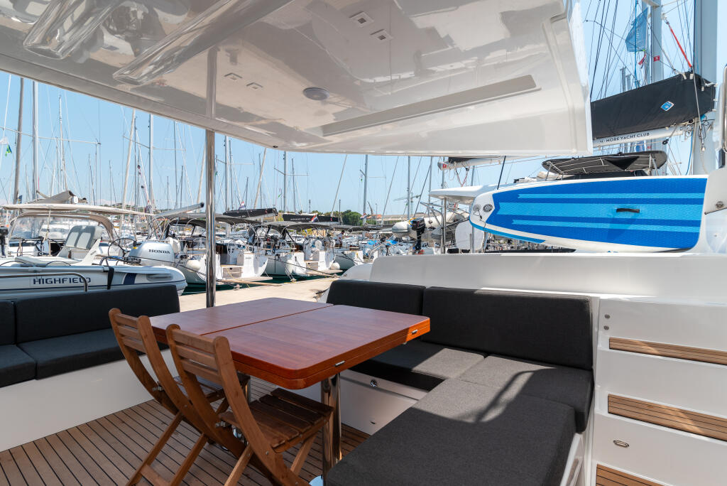 Catamaran 