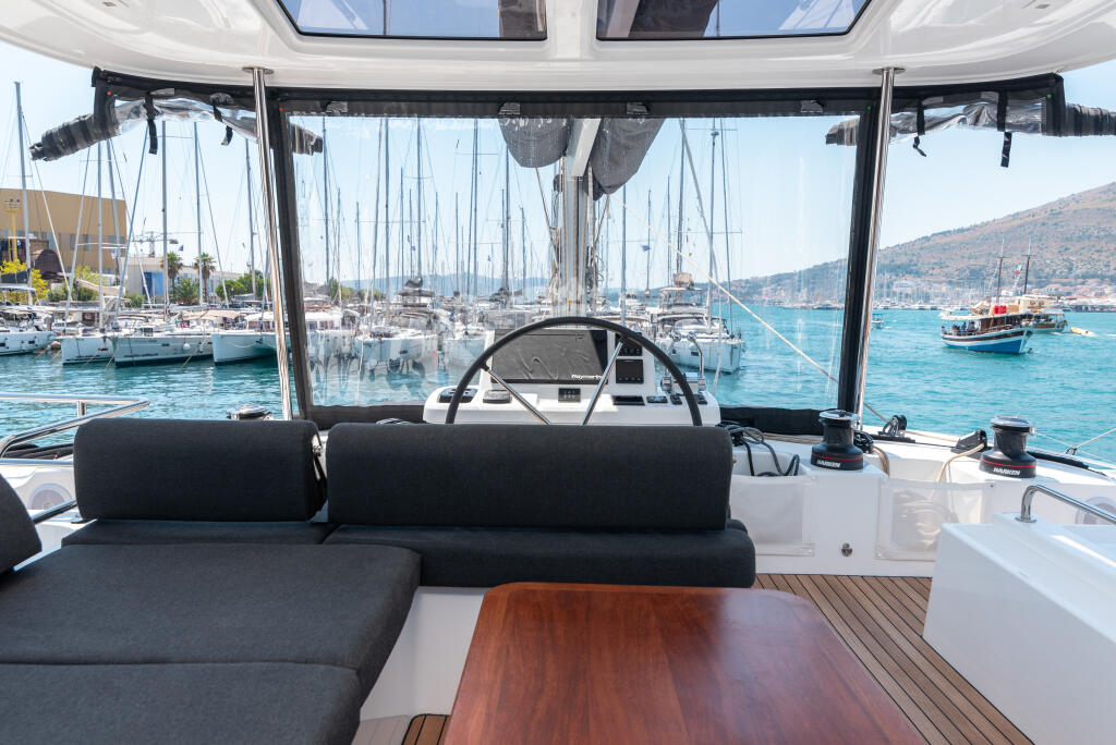 Catamaran 