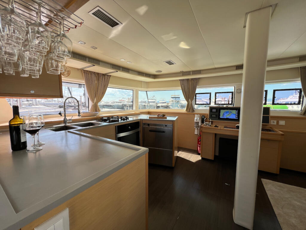 Catamaran 