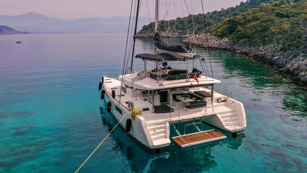Catamaran 