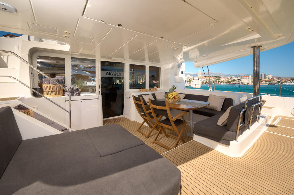 Catamaran 