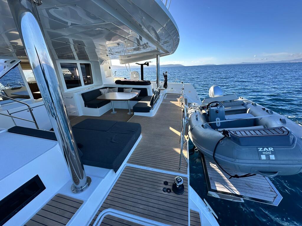 Catamaran 