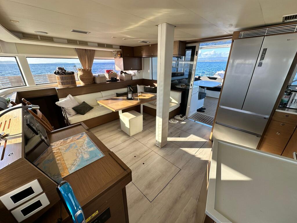Catamaran 