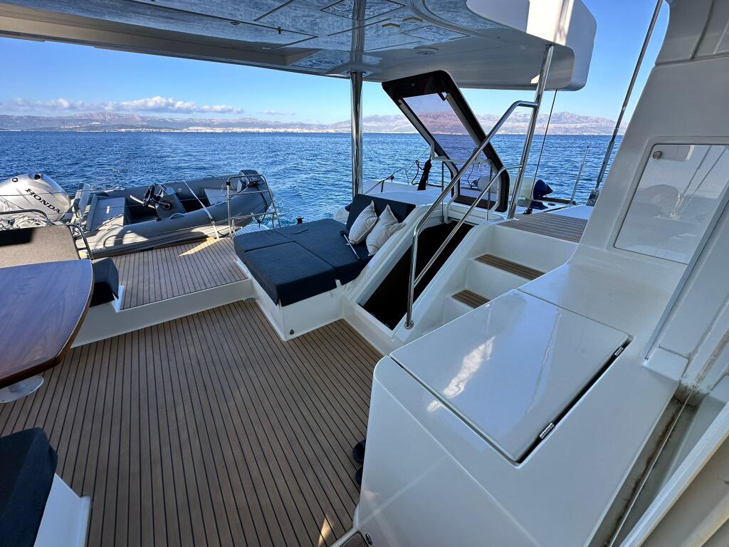 Catamaran 
