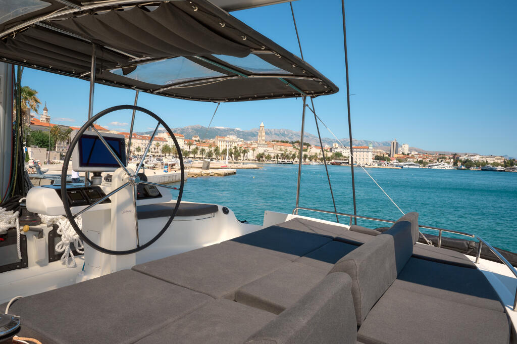 Catamaran 