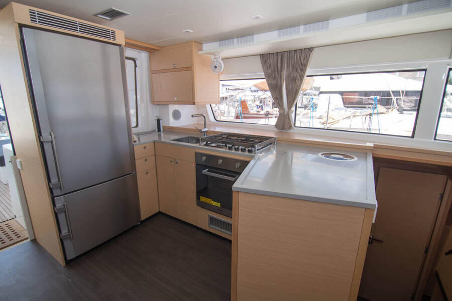 Catamaran 