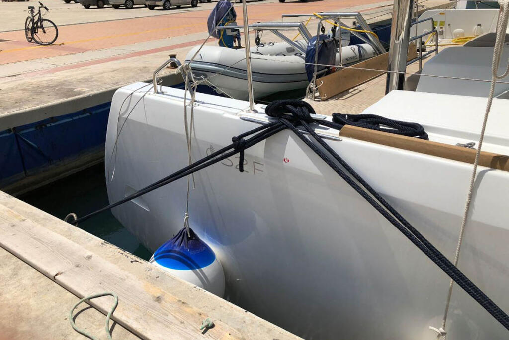 Catamaran 
