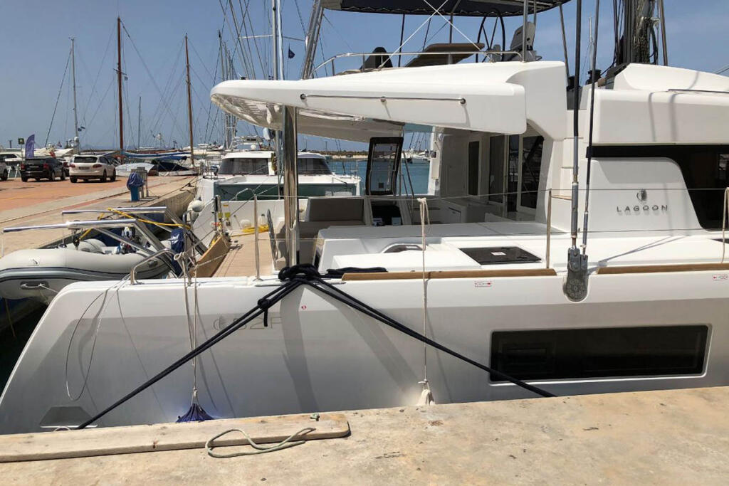 Catamaran 
