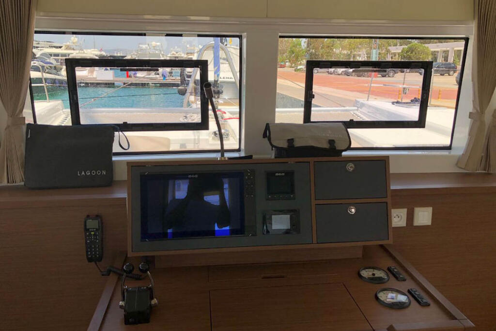 Catamaran 
