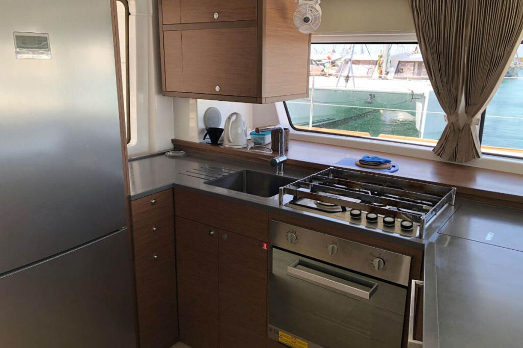 Catamaran 
