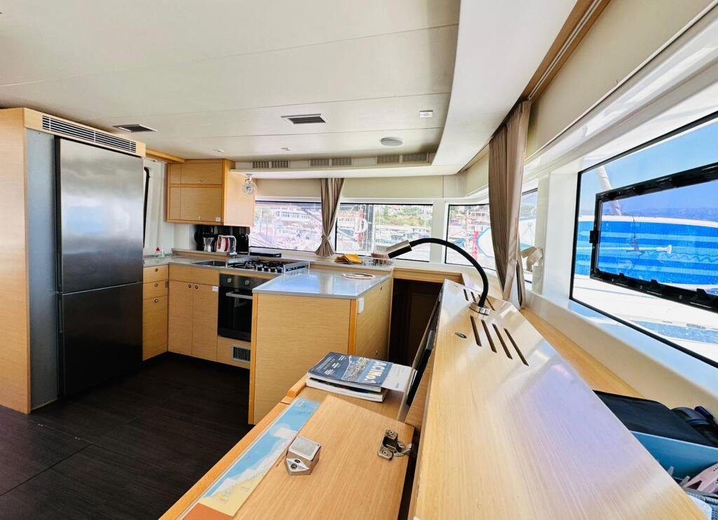 Catamaran 