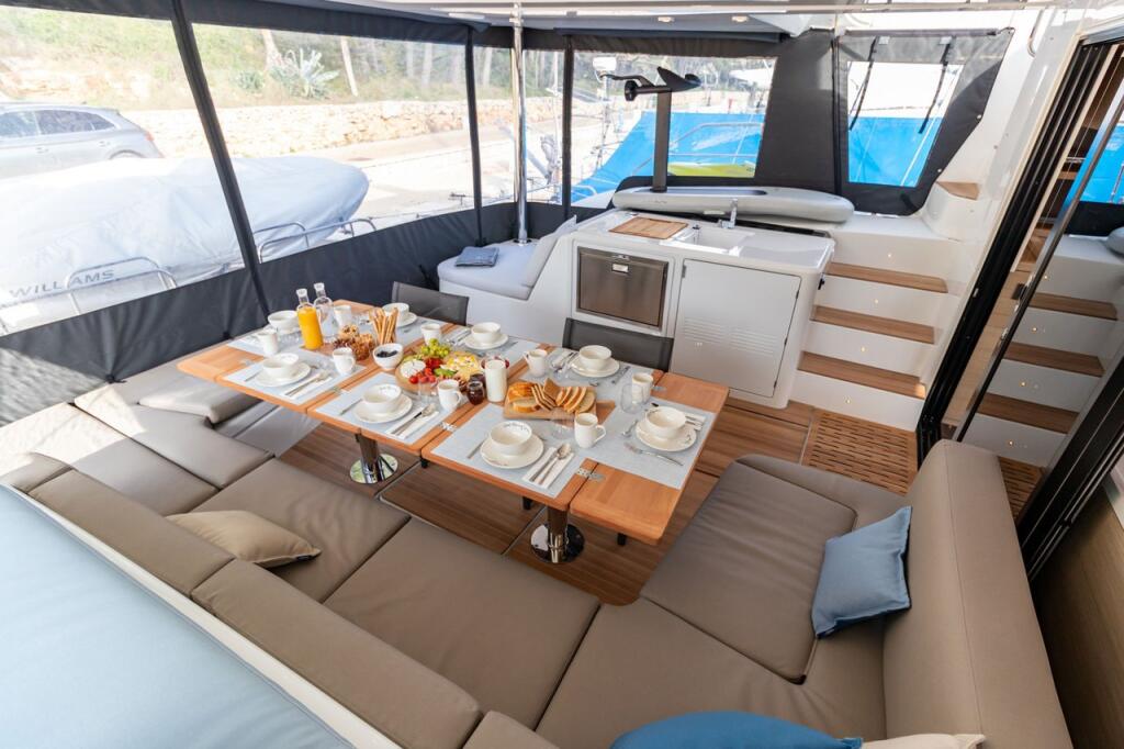 Catamaran 