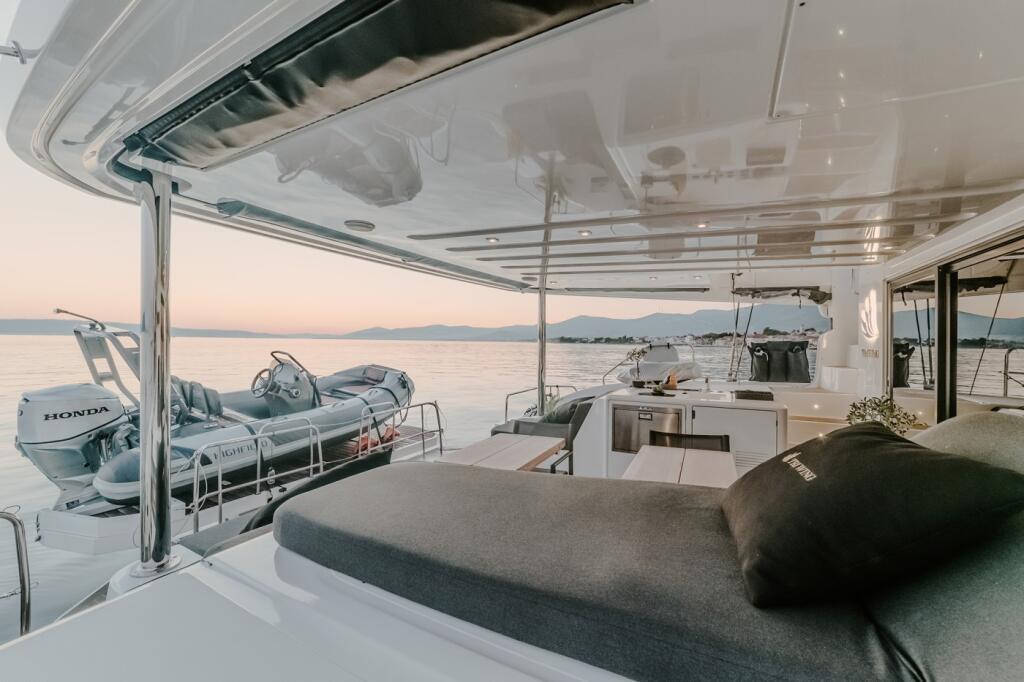 Catamaran 