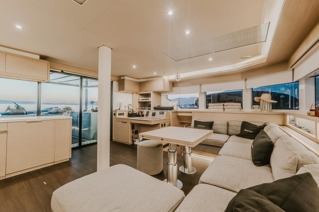 Catamaran 
