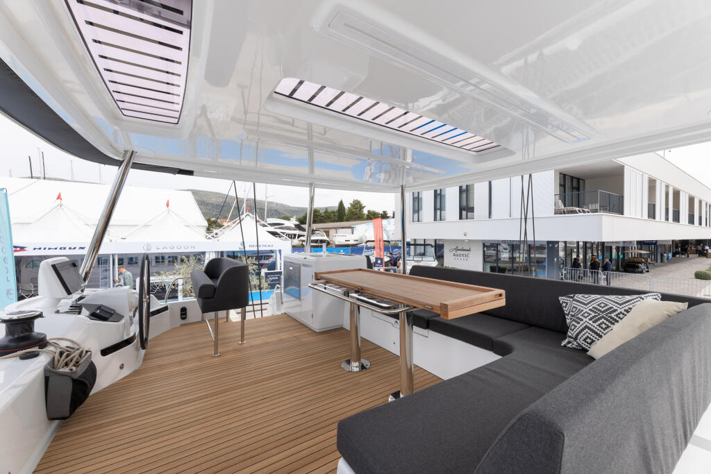 Catamaran 