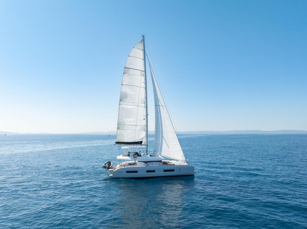 Catamaran 