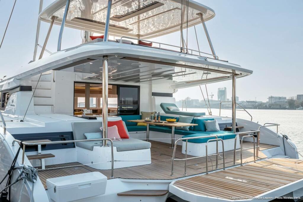 Catamaran 