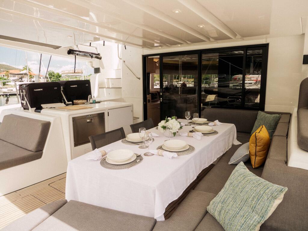 Catamaran 