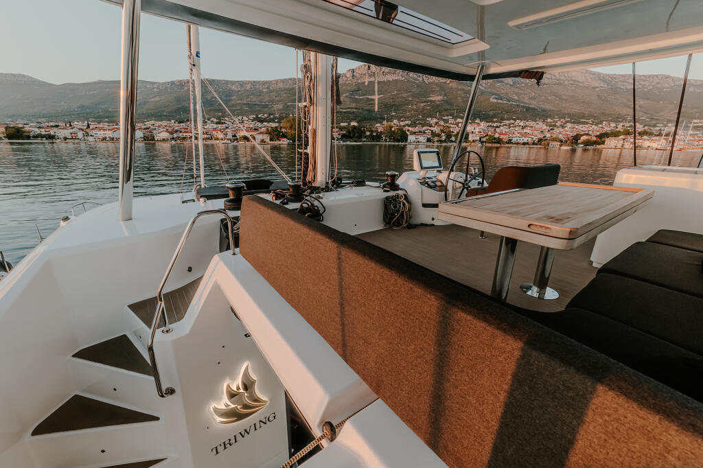 Catamaran 