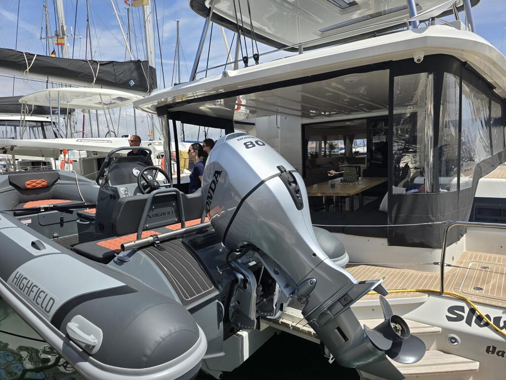 Catamaran 