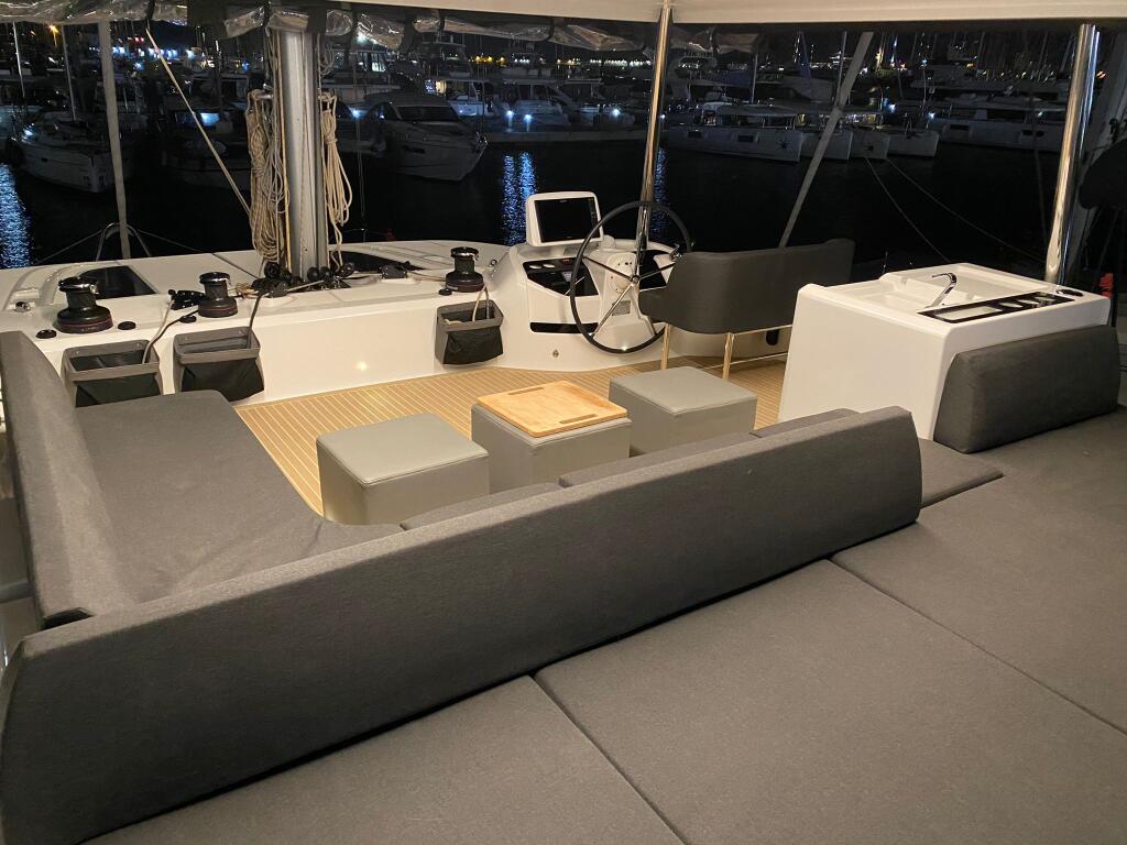 Catamaran 