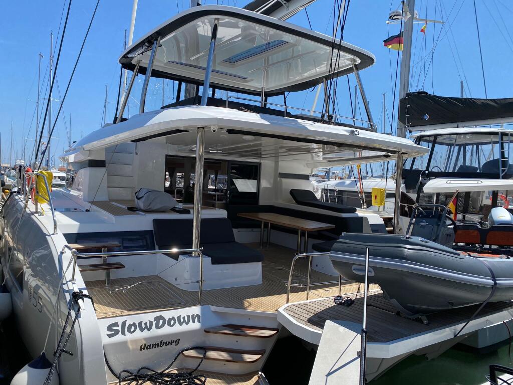 Catamaran 