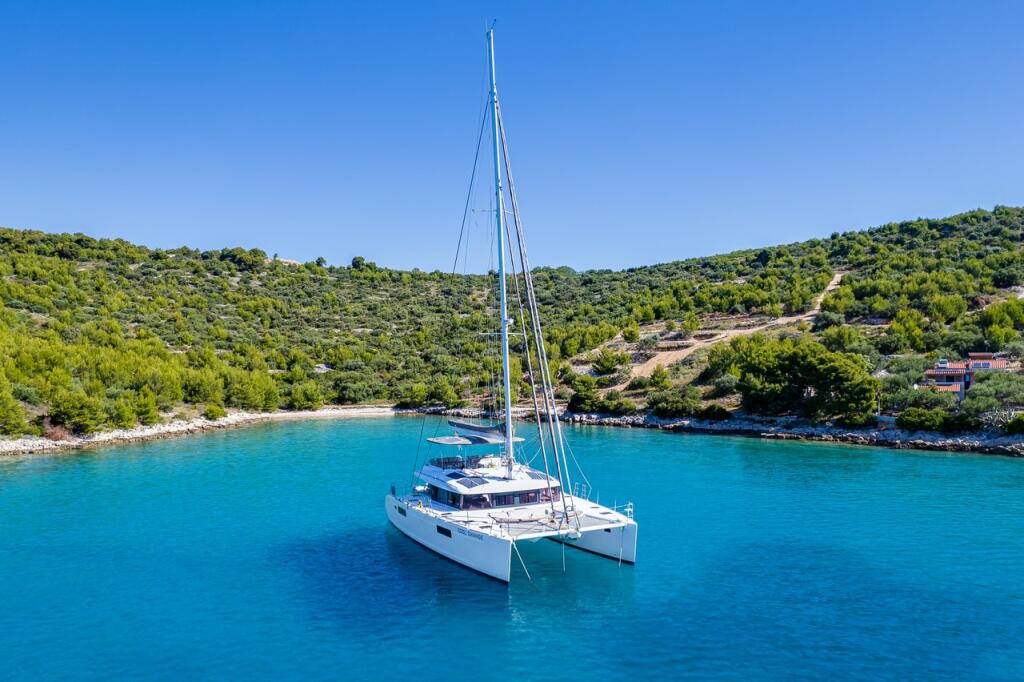 Catamaran 