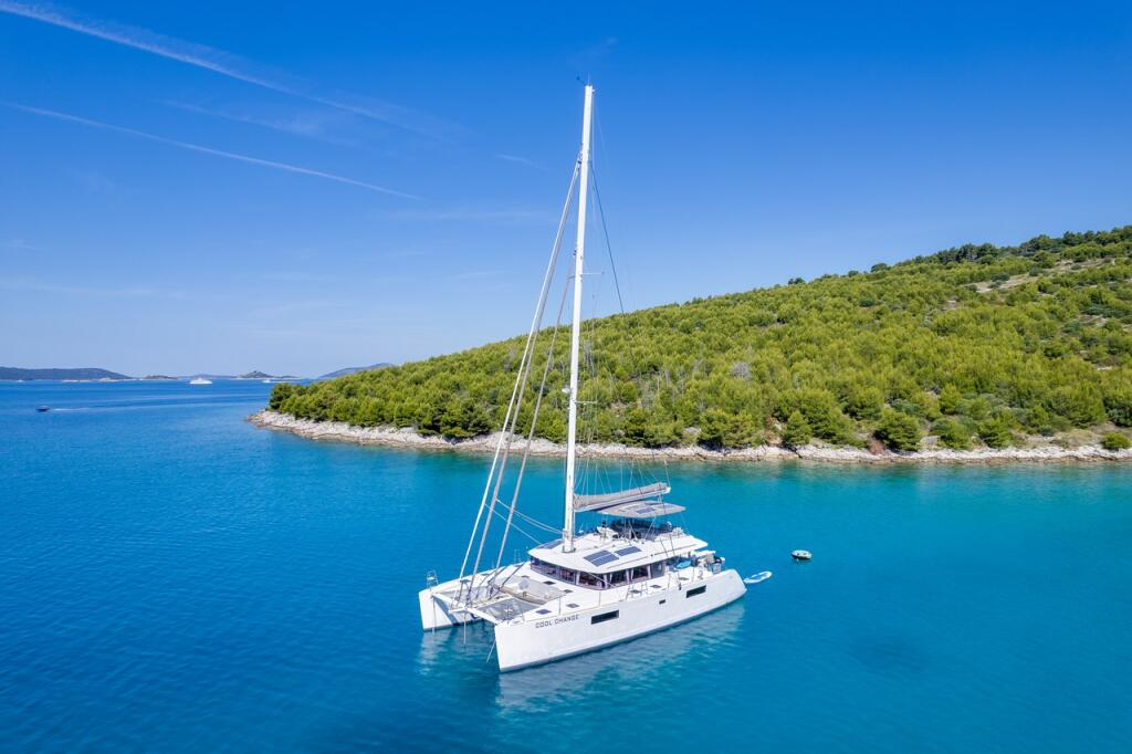 Catamaran 